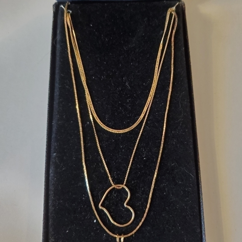 Vintage Goldtone 3 Piece Necklace and Bracelet Set